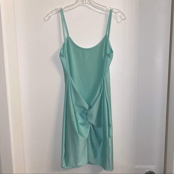 Tight Dress - Picture 2 of 4